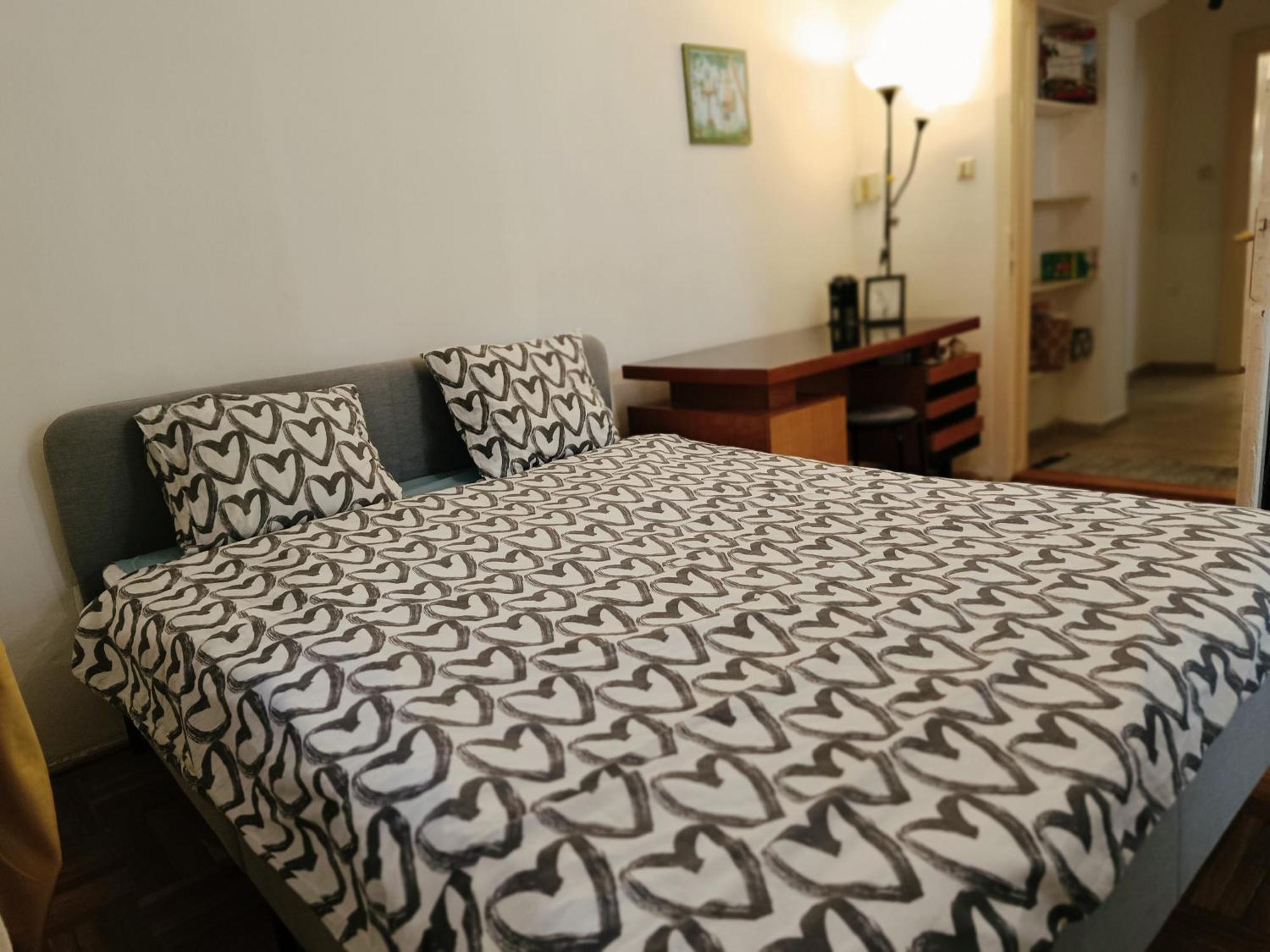Flat In Historic Villa With Your Own Private Garden, Near City Park 布达佩斯 外观 照片
